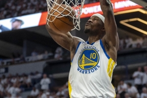 手感火热！巴特勒上半场6中5得16分3板1助&三分2中2 得分两队最高