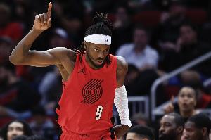 略胜一筹！开拓者本场三分43投14中 湖人27投仅7中