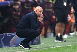 花钱仍挨打利物浦5亿引援：3人受伤，维尔茨009+埃基蒂克迷失